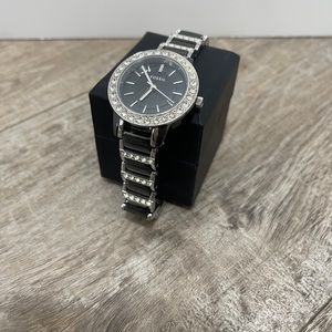 Beautiful Fossil watch that will be stunning with any look